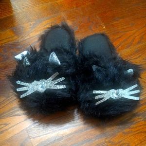 NWT Black Fuzzy Kitty Slippers